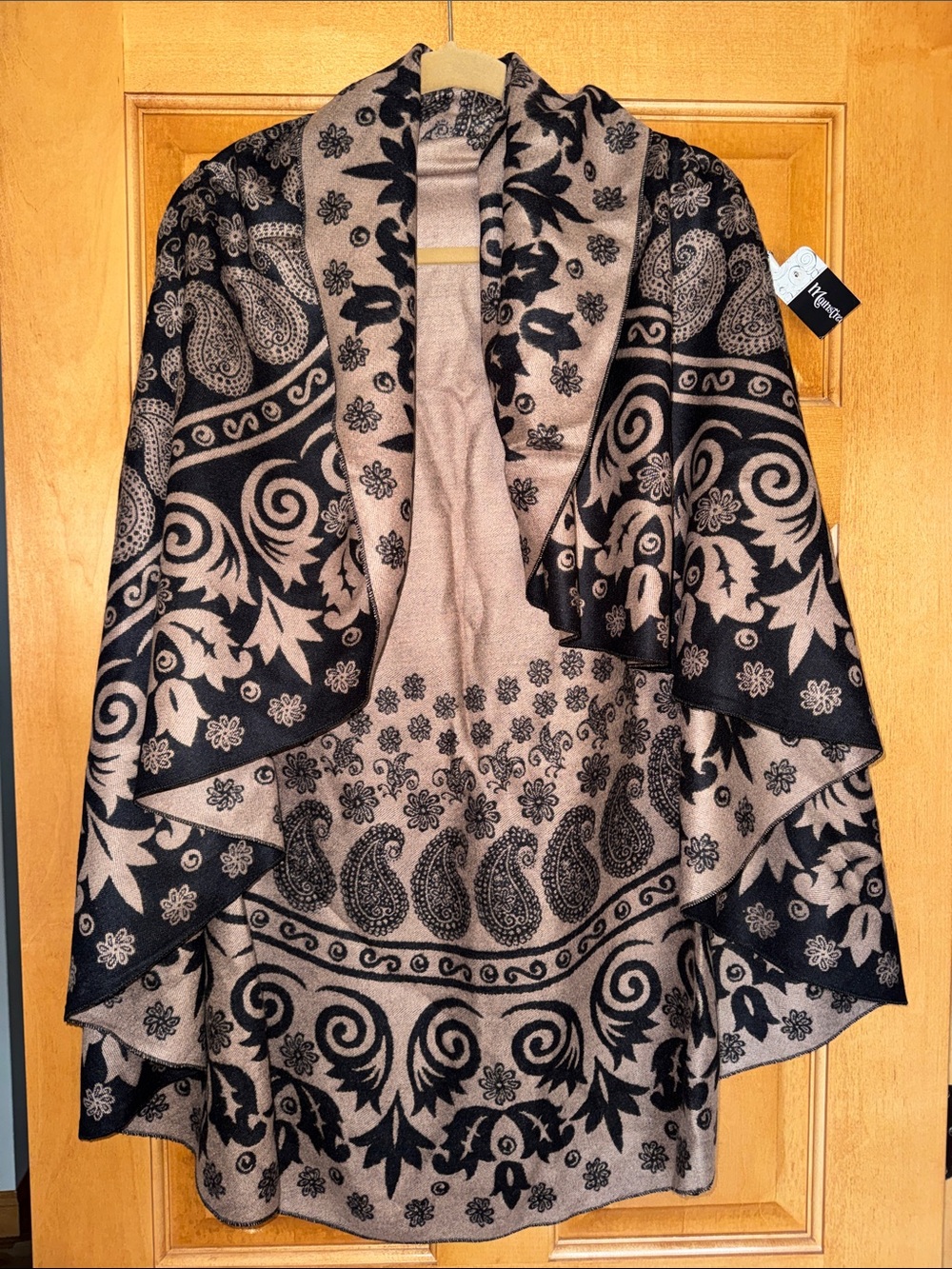 NWT Reversible Black and Taupe Paisley Floral Shawl Wrap